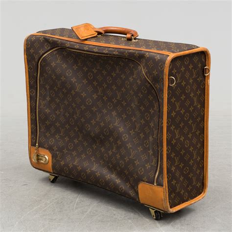 louis vuitton monogram canvas briefcase|louis vuitton suitcase with wheels.